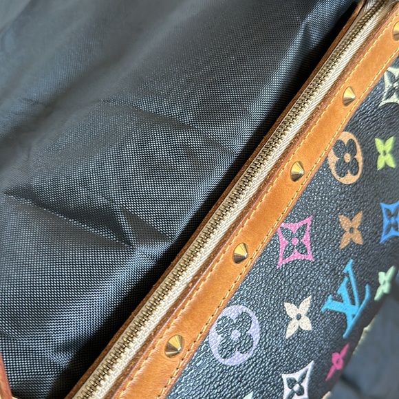 Louis Vuitton Monogram Murakami Multicolor Studded Pochette Accessories Black - Picture 10 of 17